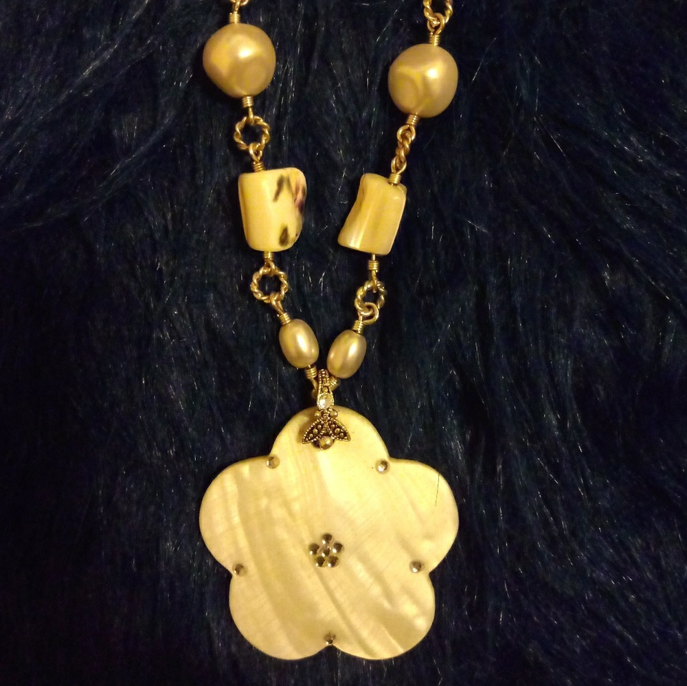 Mother of Pearl Necklace
